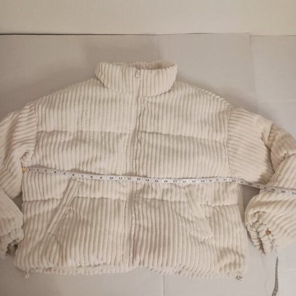 Sun Day Club Cottagecore Cream Corduroy Crop Puffer Jacket Women’s M Excellent - Picture 11 of 15